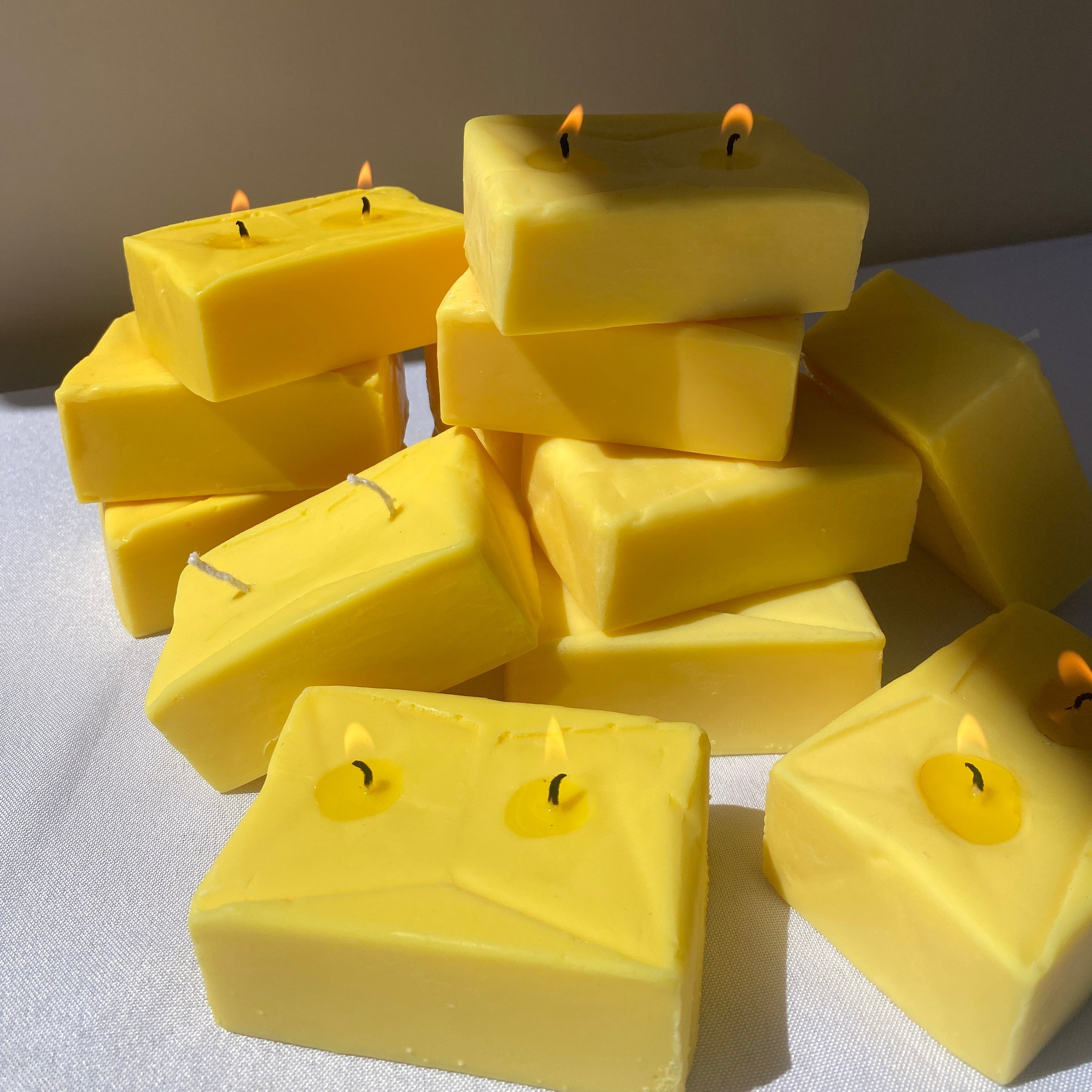 Butter candle hand poured vegan soy wax.