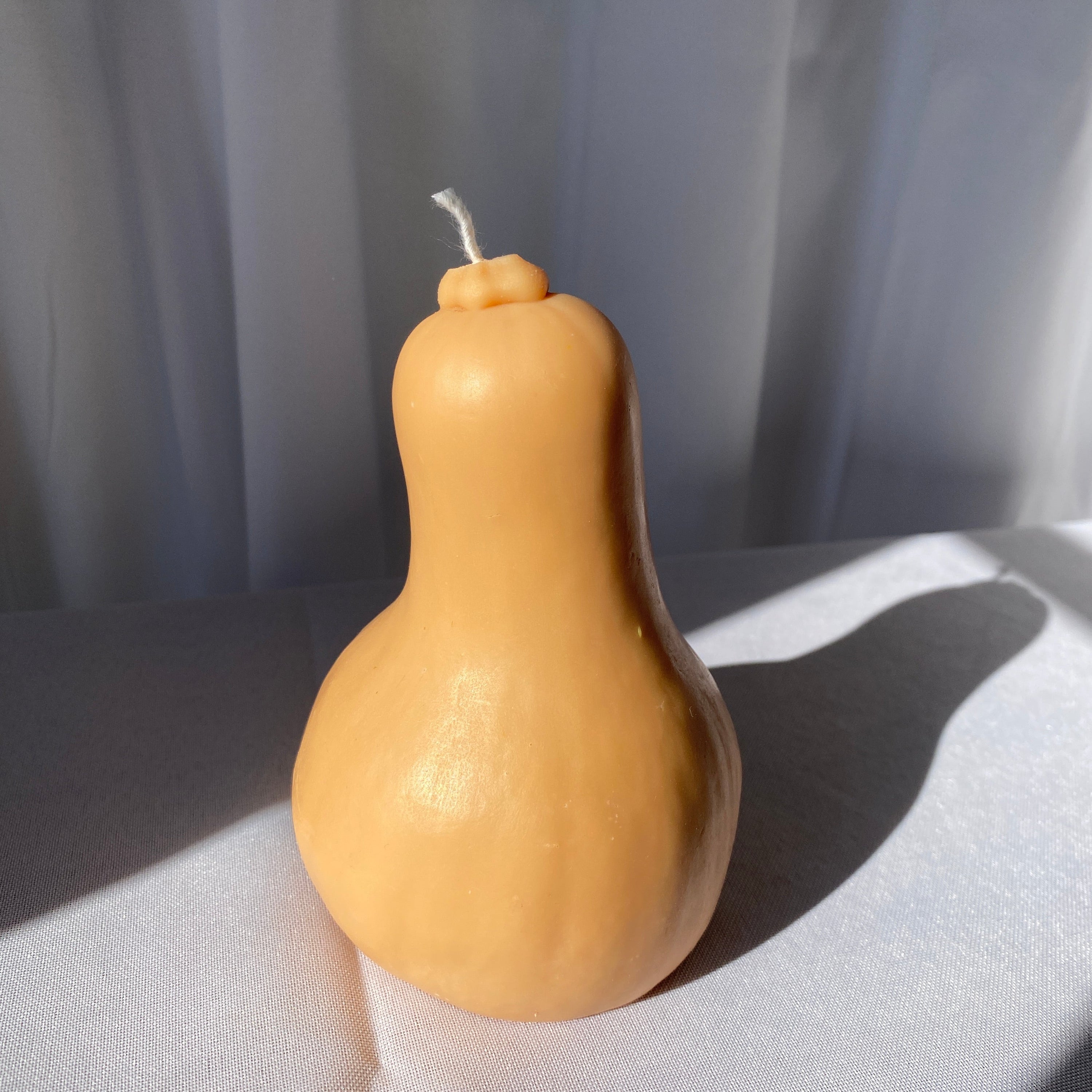 Small squash candle