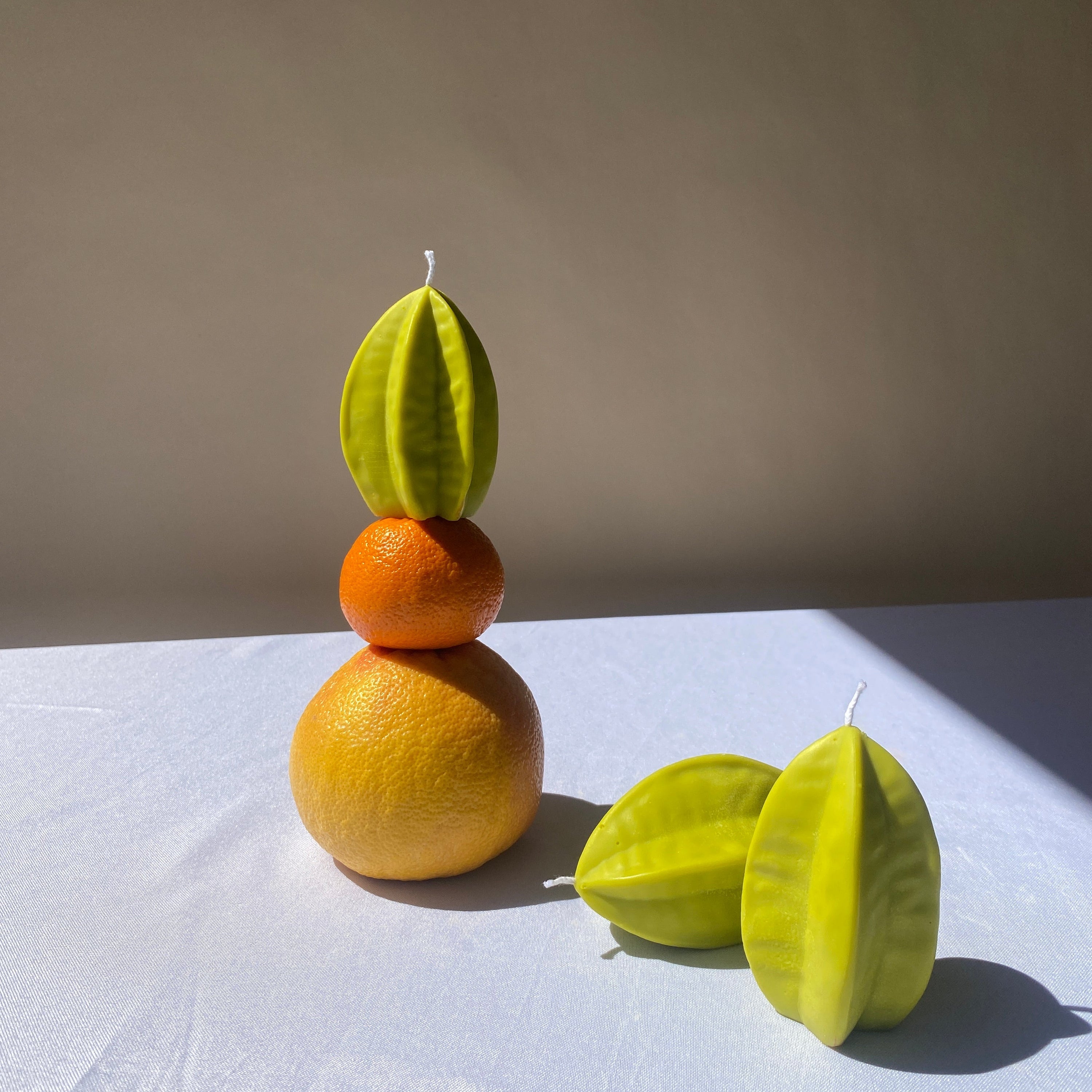 Starfruit candle